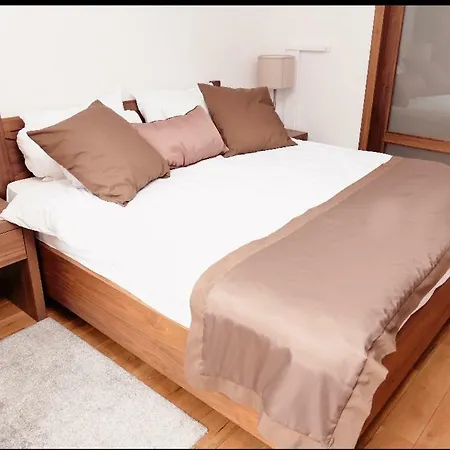 B231-aparthotel Vucko- Private Host Apartamento